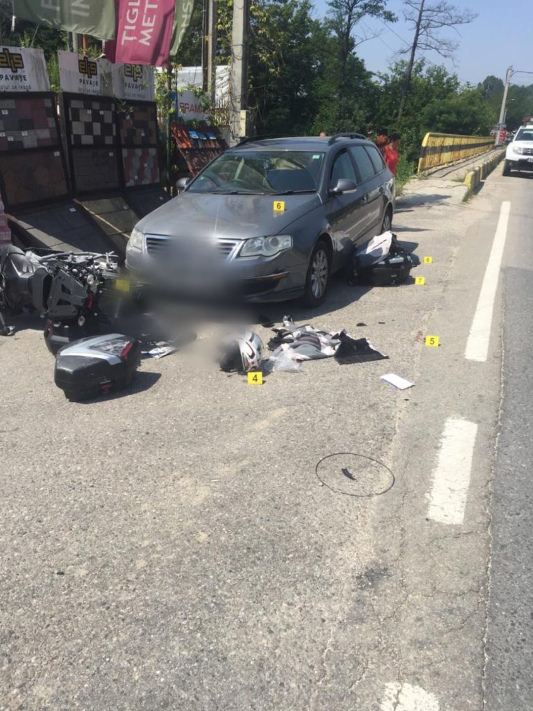 Motociclistul rănit a fost transport la spital