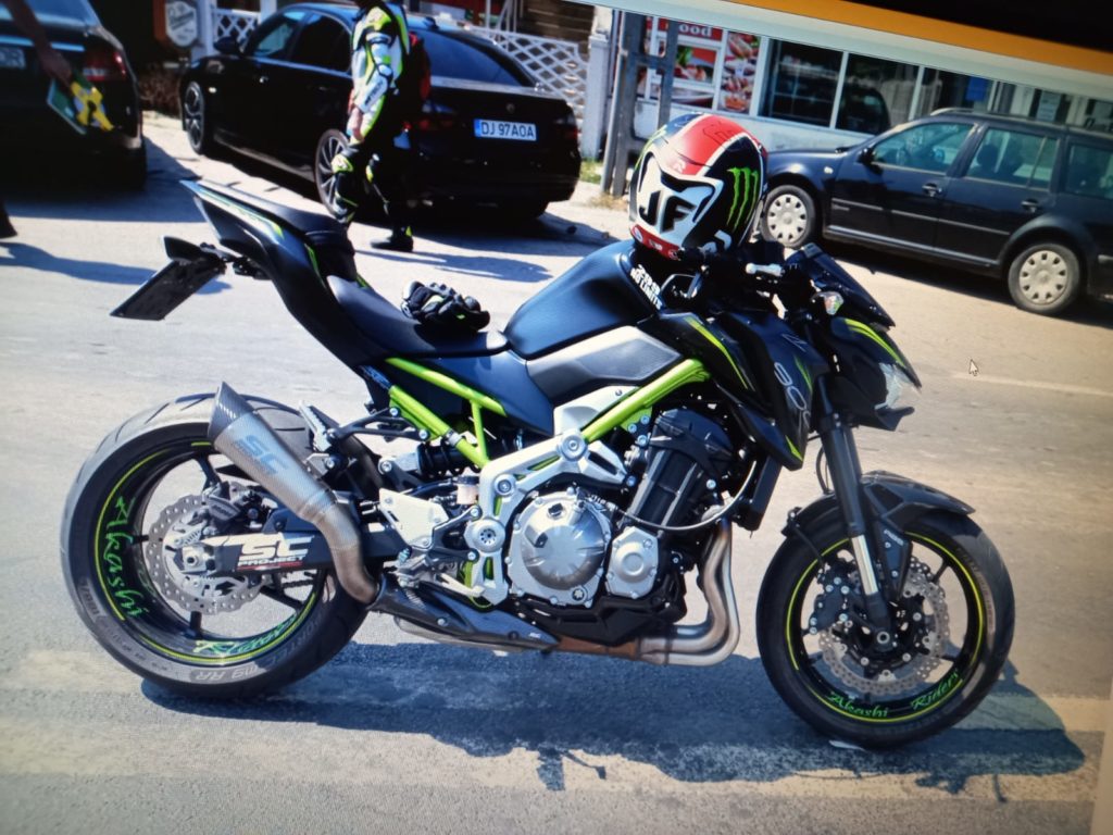 Dolj: Acroșată de un motociclist în timp ce traversa prin loc nepermis