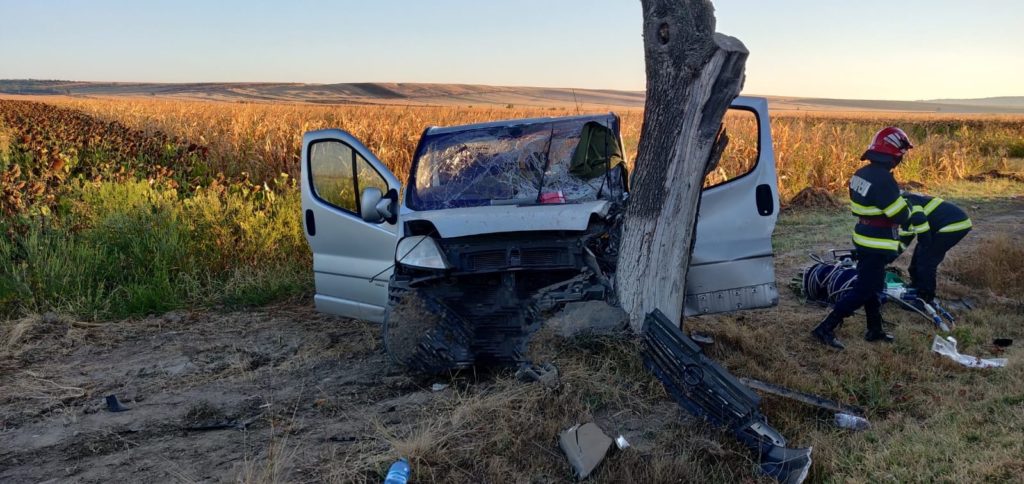 Olt: Accident cu cinci victime în zona Pădurea Sarului