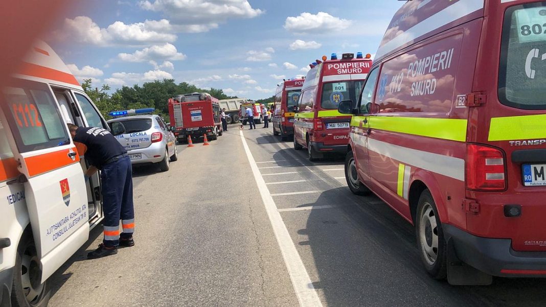 Accident mortal extrem de grav: trei morți și patru răniți în Timiș (FOTO: pressalert.ro)