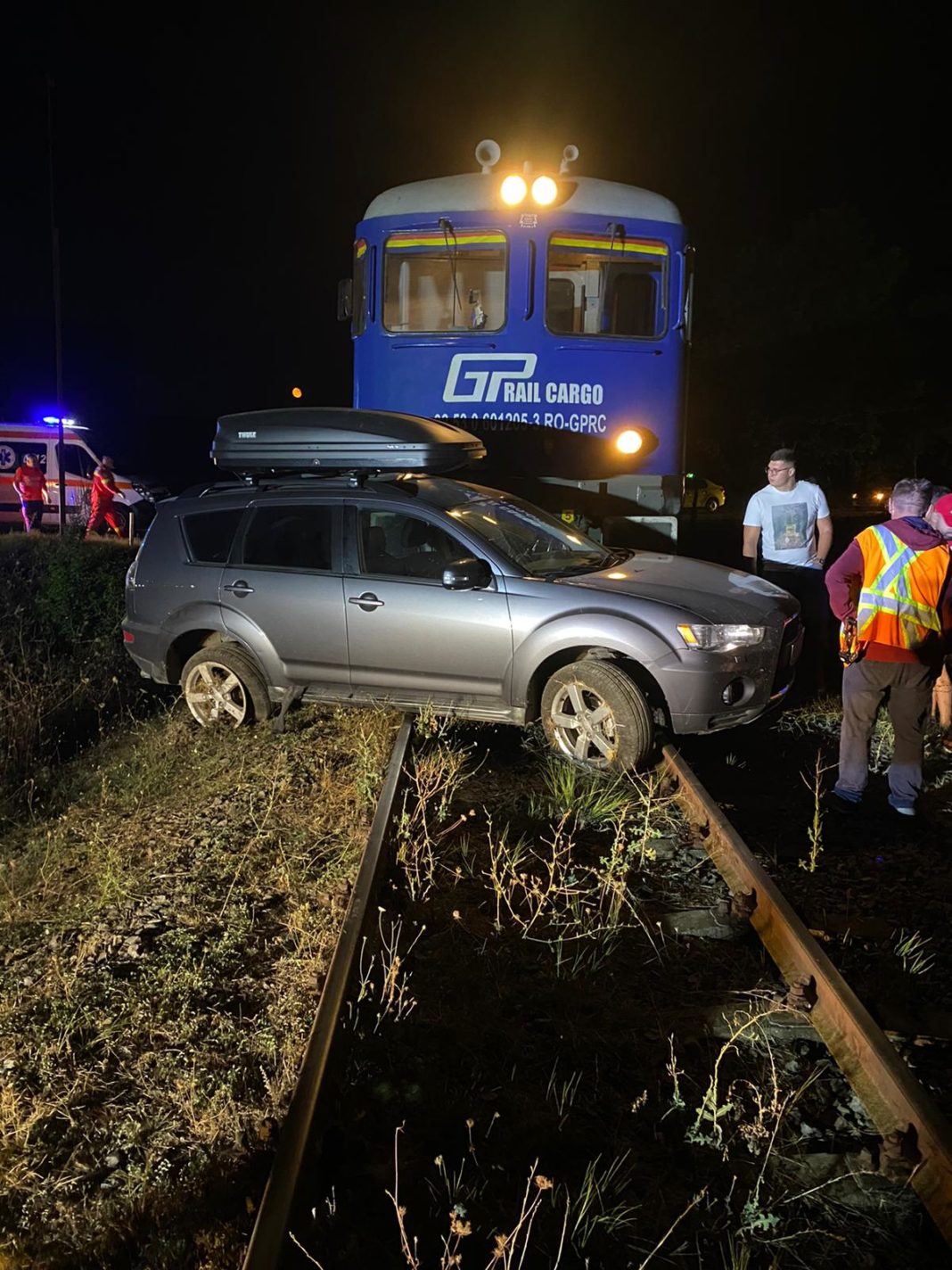 Maşină lovită de un tren încărcat cu GPL, la Mangalia