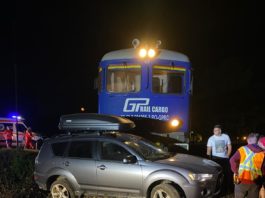Maşină lovită de un tren încărcat cu GPL, la Mangalia