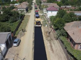 A început asfaltarea drumului județean Giurgița - Moțăței