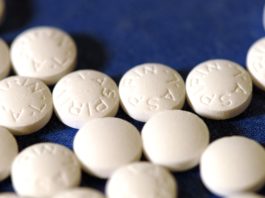 Aspirina ar putea ajuta la tratarea formelor agresive de cancer de sân