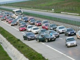 Vehiculele de mare tonaj, interzise duminică pe autostrada A2 şi pe trei drumuri naţionale