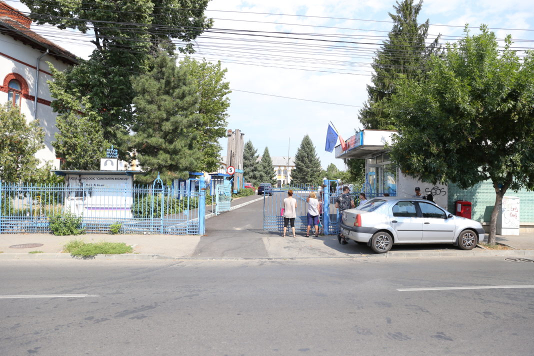 bacalaureat andidaţi din Dolj care au susţinut, ieri, cea de a doua probă scrisă a bacalaureatului