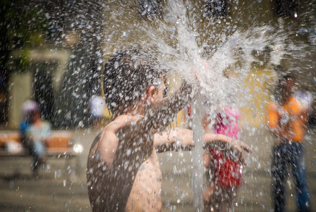 Va fi Cod portocaliu, iar temperaturile vor ajunge la 39 de grade Celsius