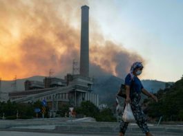 Turcia: Un incendiu de pădure se apropie de o centrală termică în care se află mii de tone de cărbune