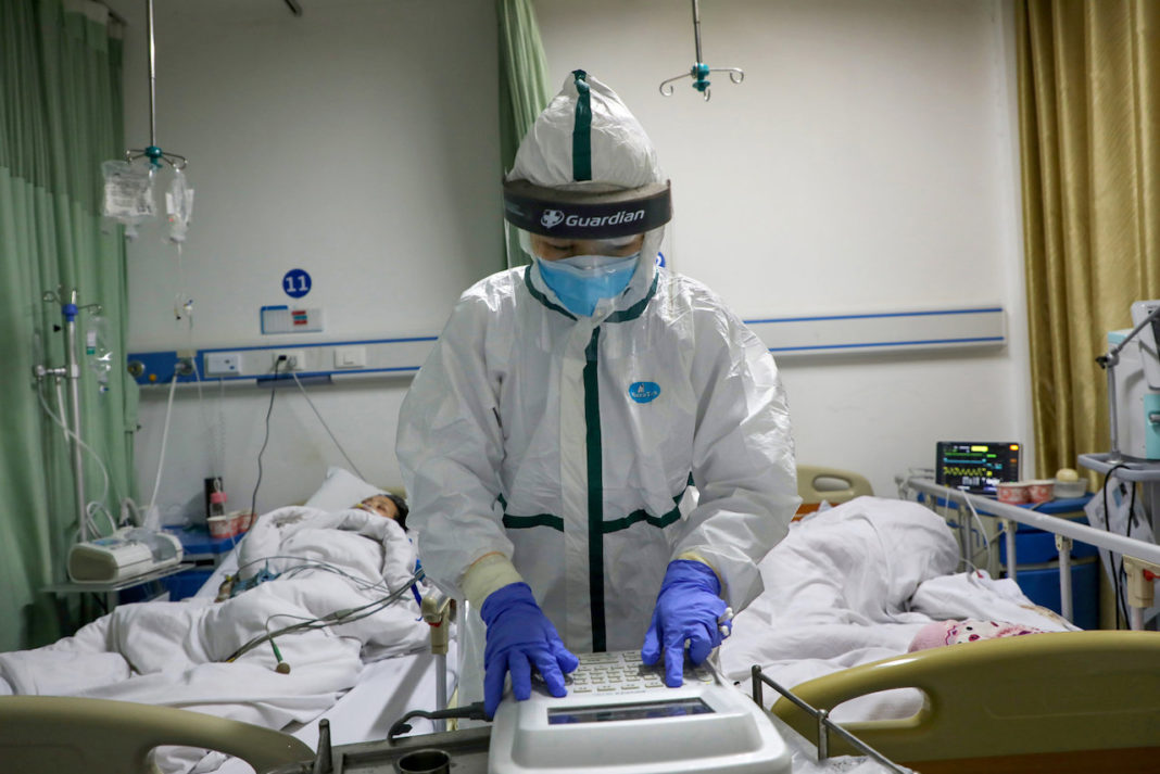 Miercuri, 25 august, în secția de terapie intensivă a spitalului Victor Babeș din Timișoara, 2 dintre pacienți au vârstele de 24 și 34 de ani și nu sunt vaccinați.