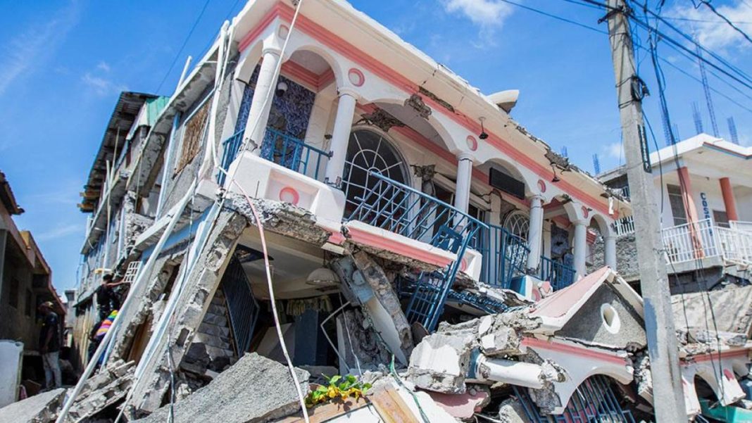 Un nou bilanţ după cutremurul din Haiti: aproape 2.200 de morţi