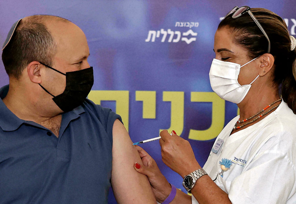 Premierul Israelului, vaccinat cu cea de a treia doză anti-Covid