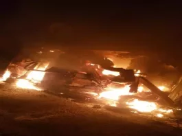Mașină în flăcări, sursa foto:https://www.realitatea.net/
