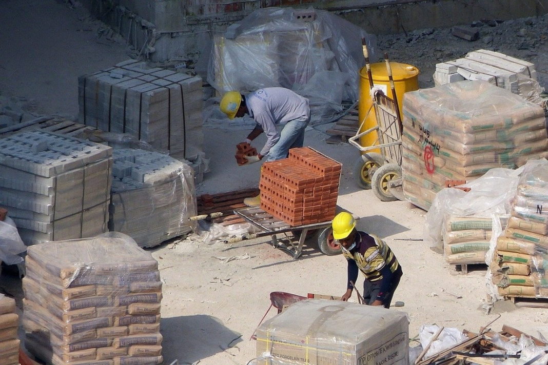 Guvernul a aprobat ordonanța privind prețul materialelor de construcții