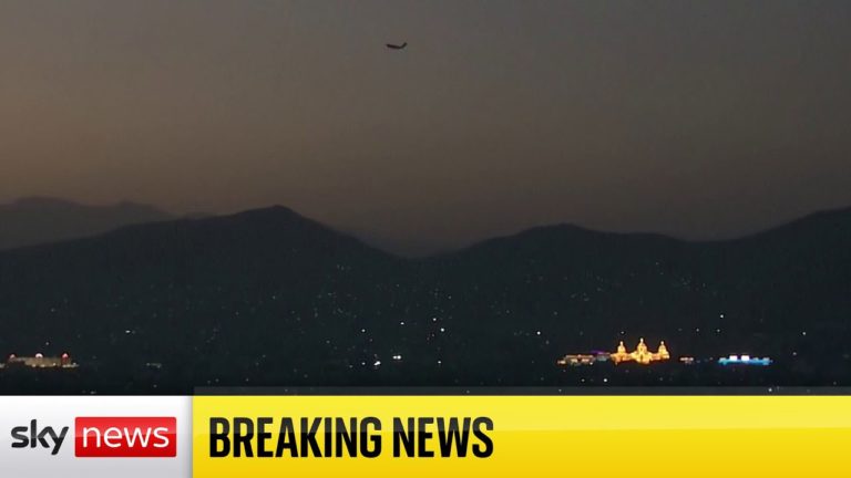 (VIDEO) Două explozii au avut loc lângă aeroportul din Kabul