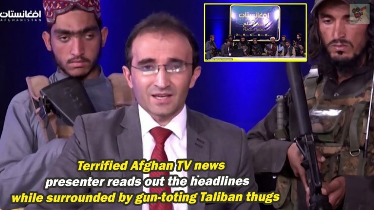 (VIDEO) Talibanii au pătruns într-o televiziune și l-au obligat pe prezentator să-i laude