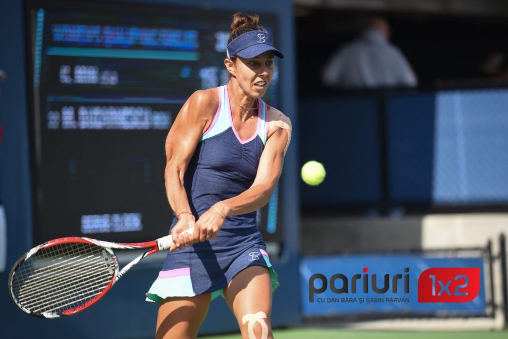 Mihaela Buzărnescu a făcut-o „KO“ pe Kristyna Plișkova și va juca în semifinale la Cluj