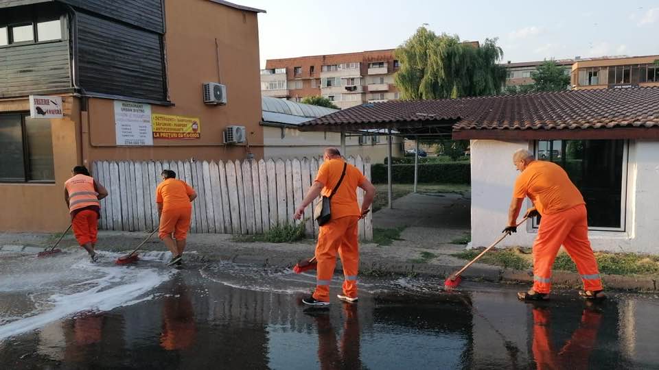 Cât a costat „îngrijirea“ Craiovei în jumătate de an