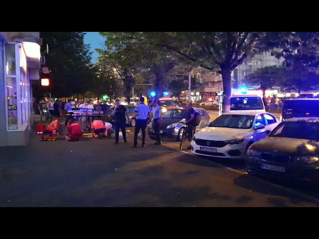 Doi gemeni de doi ani au murit după ce au căzut de la etajul 10