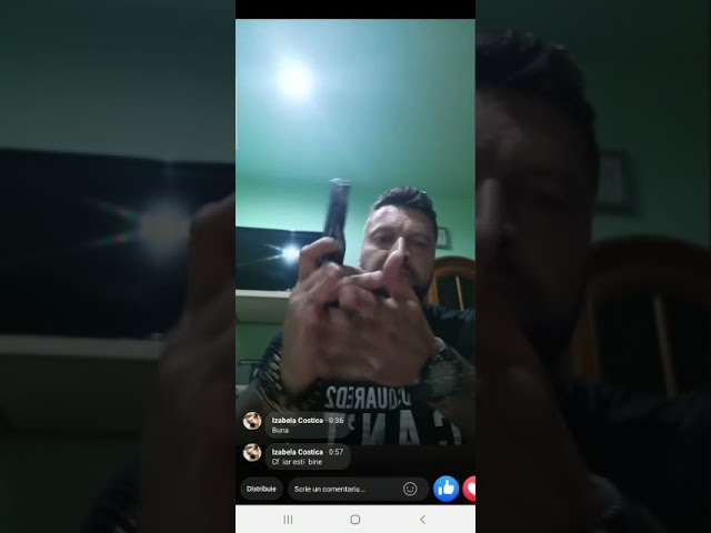 Un bărbat s-a filmat în timp ce se droghează și îl amenință cu pistolul pe șeful Poliției Dâmbovița