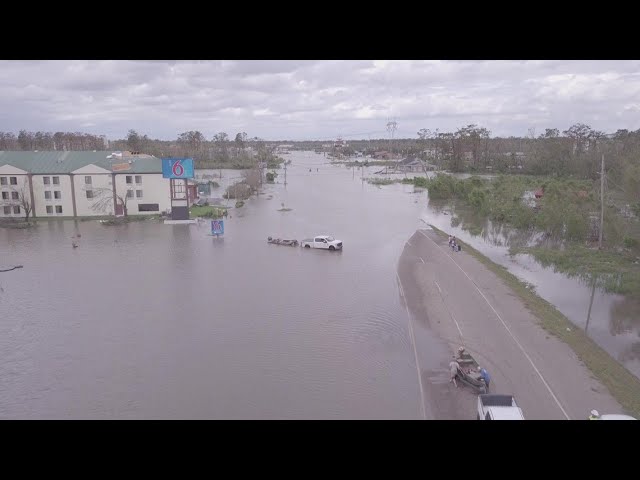 (VIDEO) Pagube uriașe după trecerea uraganului Ida