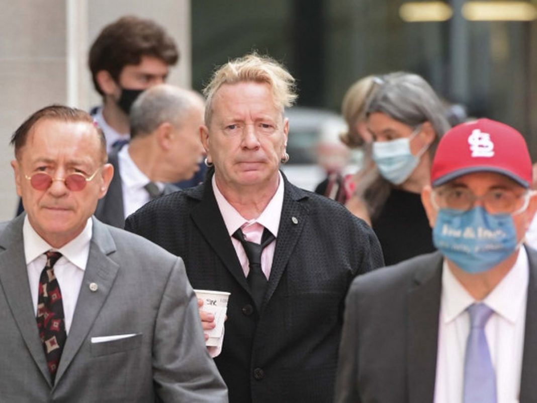Dispută juridică între membrii Sex Pistols, tranşată de justiţia britanică