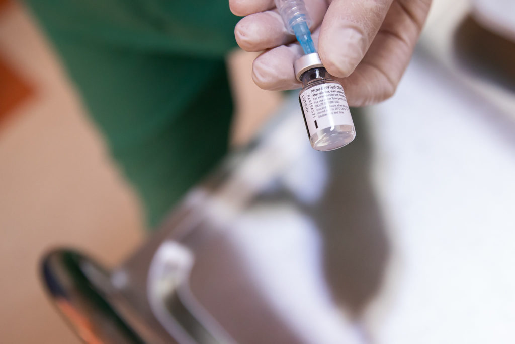 5.643 de persoane s-au vaccinat anti-Covid în ultimele 24 de ore
