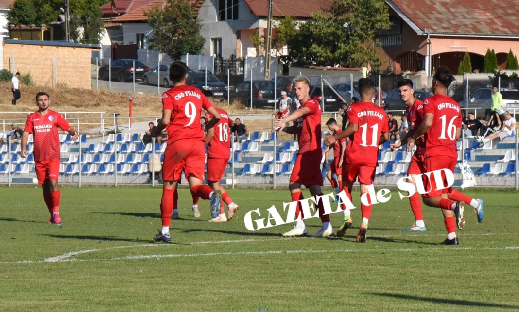 1 Foto: Alex Vîrtosu