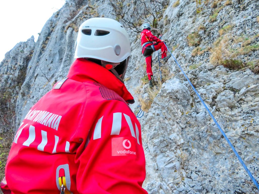 Salvamont: 33 de persoane, salvate în ultimele 24 de ore. Opt turiști au ajuns la spital