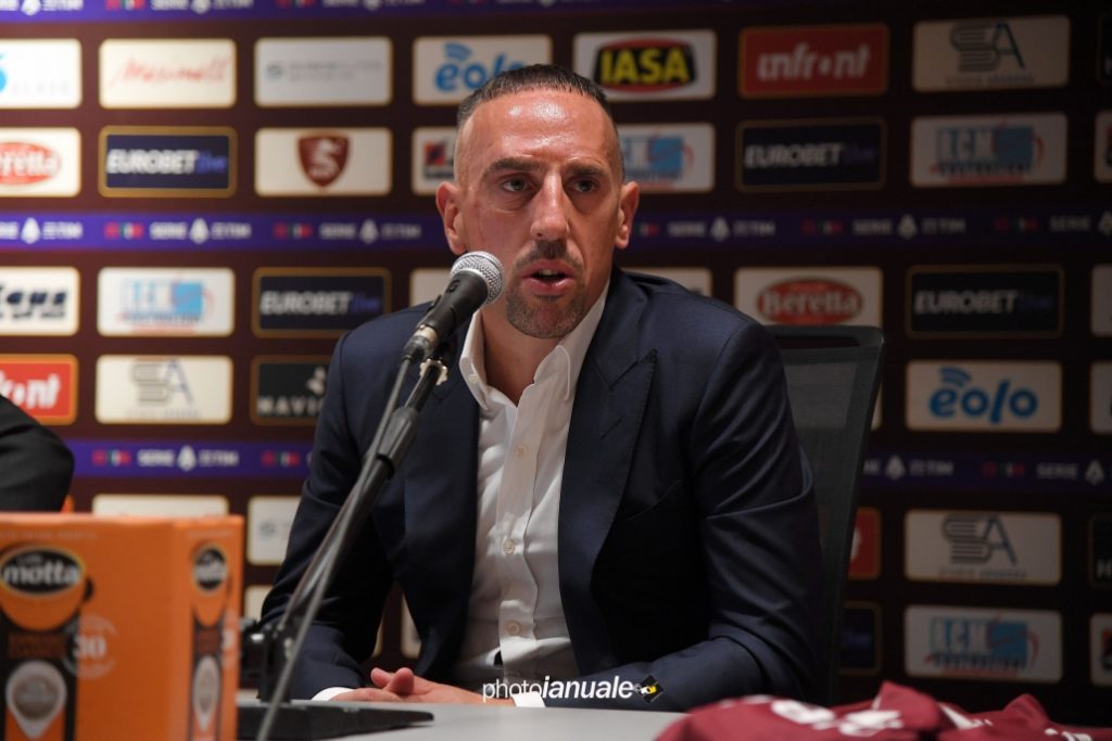 Franck Ribery va evolua pentru nou promovata Salernitana, în Serie A