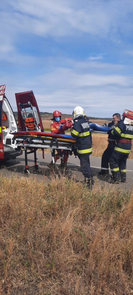 Mehedinți: Tânăr mort într-un accident rutier