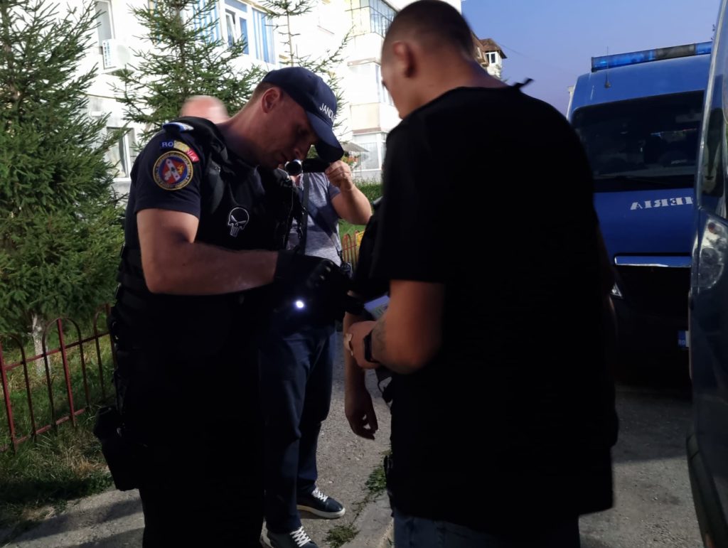 A mers cu cuțitul la meciul dintre FCU Craiova și FCSB