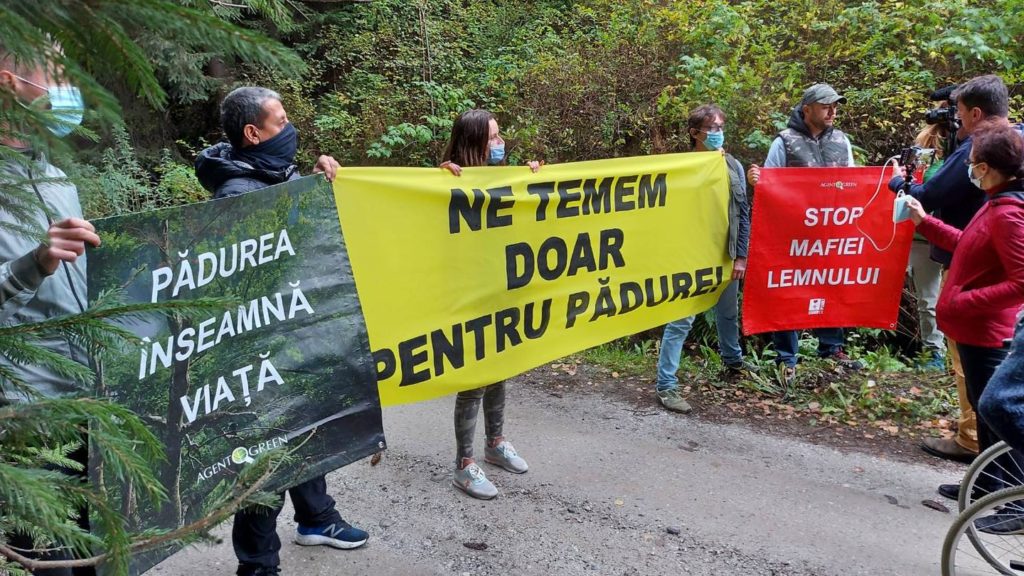 (VIDEO) Marş de solidaritate cu jurnaliștii agresaţi la Suceava