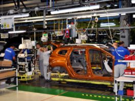 Producătorul auto Dacia oprește din nou producția auto la uzina de la Mioveni