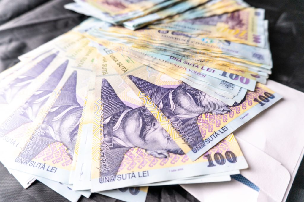 Florin Cîțu: Salariul minim trebuie să crească