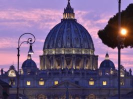 Certificat sanitar obligatoriu pentru lucrători şi pentru cei care vor vizita Cetatea Vaticanului