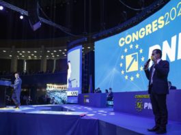 Premierul Florin Cîţu, huiduit de susținătorii lui Orban la Congresul PNL