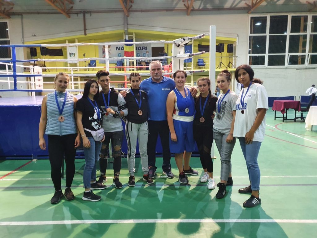 Box / CSM Craiova s-a întors cu tolba plină de medalii de la Campionatul Naţional