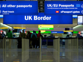 Românii fără rezidență în Marea Britanie au nevoie de pașaport pentru a intra în această țară