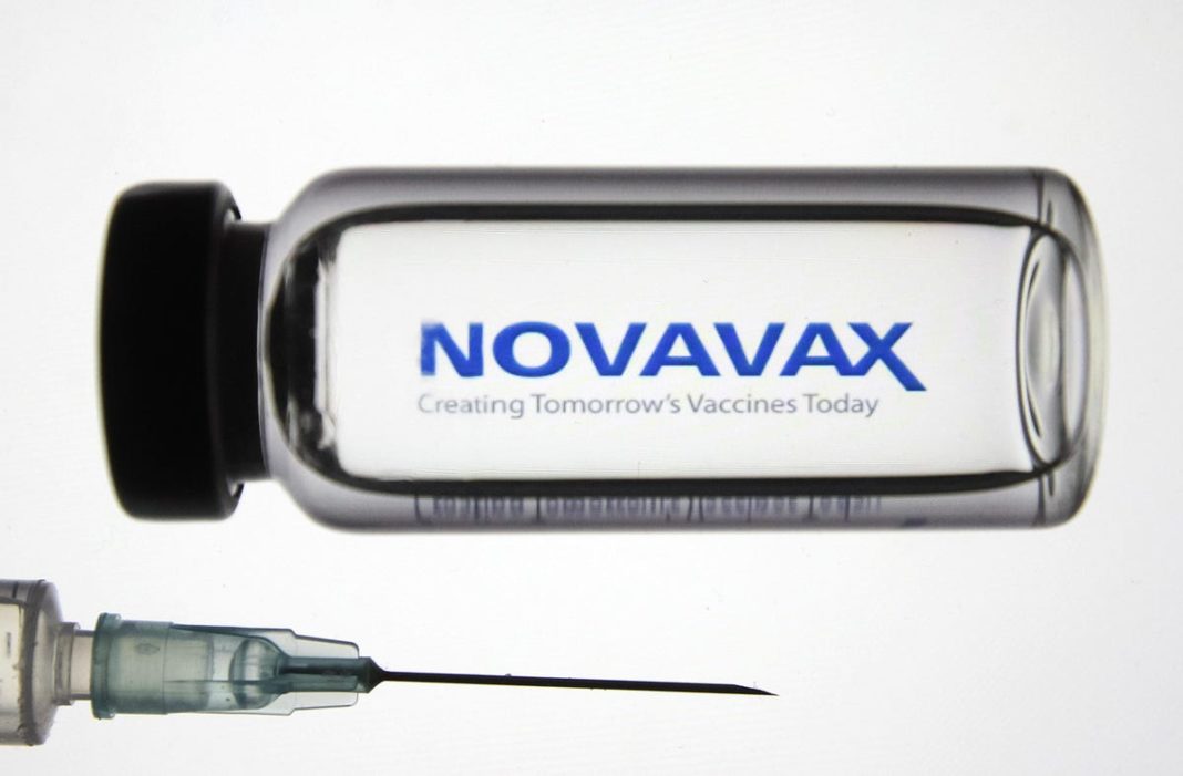 Vaccin combinat, antigripal și anti-Covid, testat clinic de Novavax