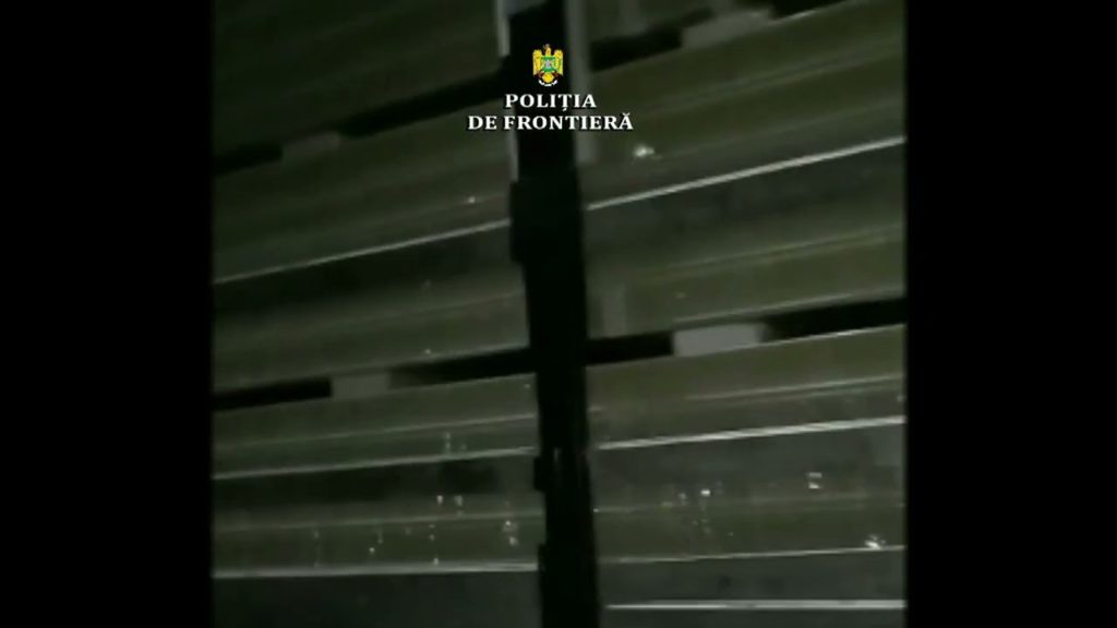 (VIDEO) Douăzeci de cetăţeni străini, depistați la frontieră