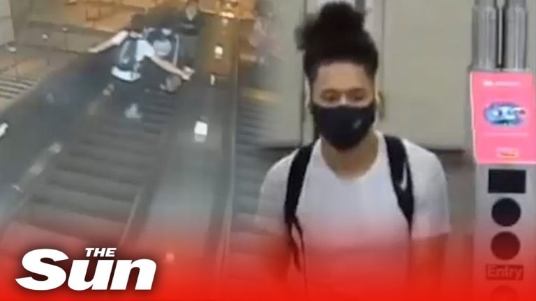 (VIDEO) Femeie lovită cu sălbăticie la metrou, în New York