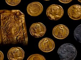 239 de monede de aur din vremea Regelui Soare, descoperite la un conac din Franţa