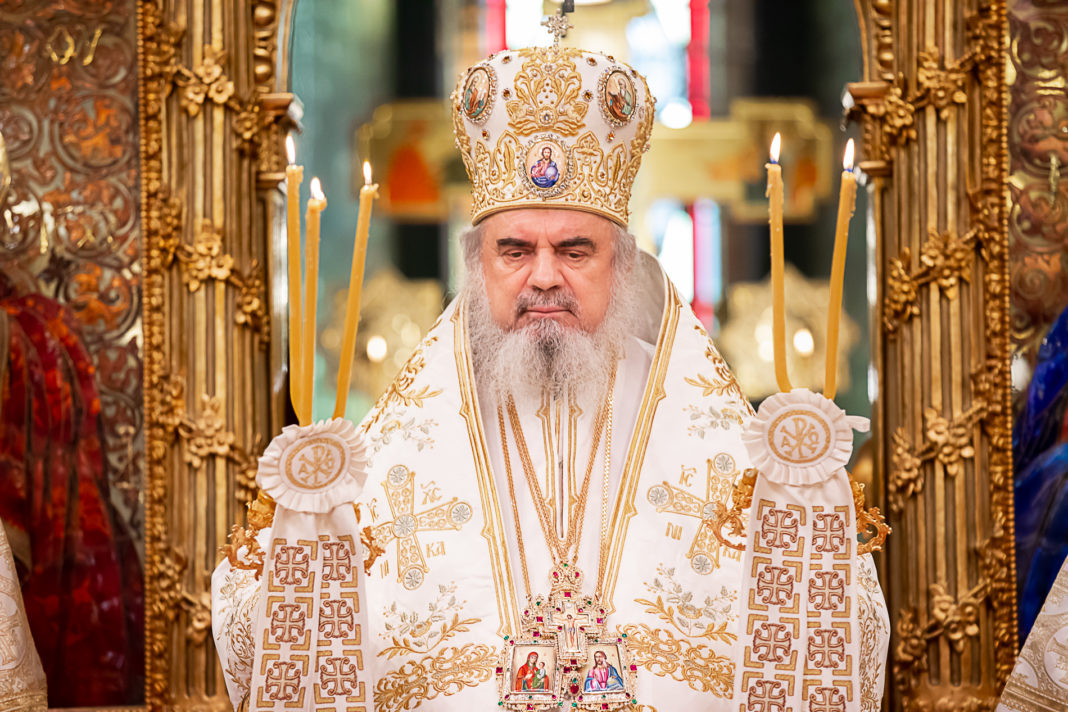 Patriarhul Daniel: Nu cere Hristos Domnul de la noi să aducem aur, ci cere daruri duhovniceşti