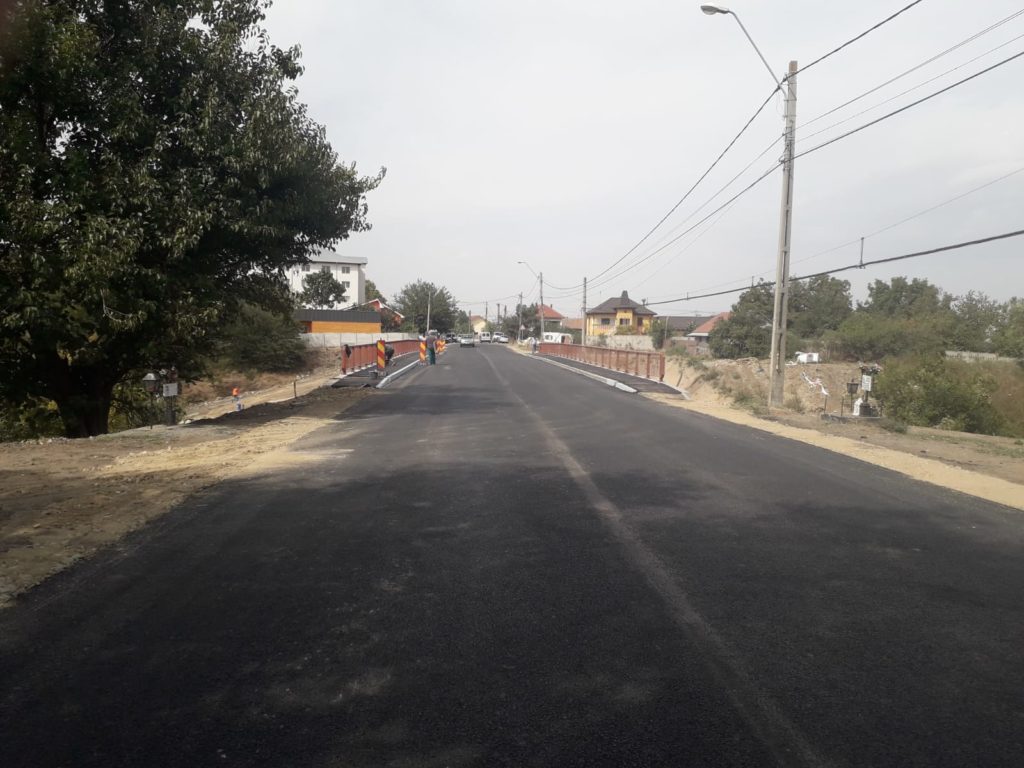 (GALERIE FOTO) Veste bună pentru șoferi. Gata cu restricțiile pe podul de la Malu Mare!