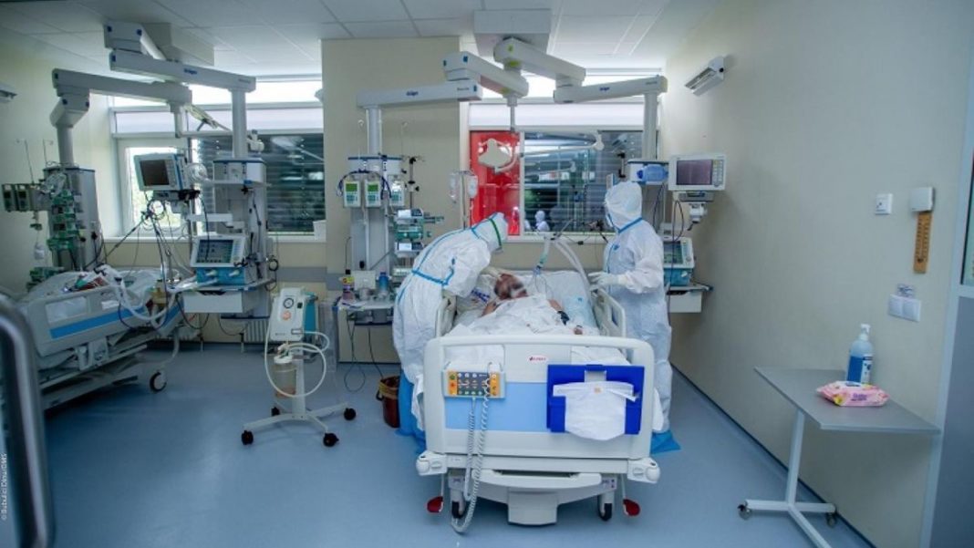 Ungaria preia din România 50 de bolnavi COVID care au nevoie de spitalizare la ATI