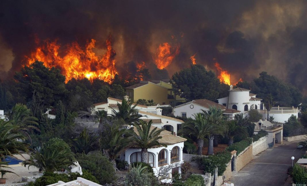 MAE, avertizare de călătorie pentru Spania. Incendii masive de vegetație