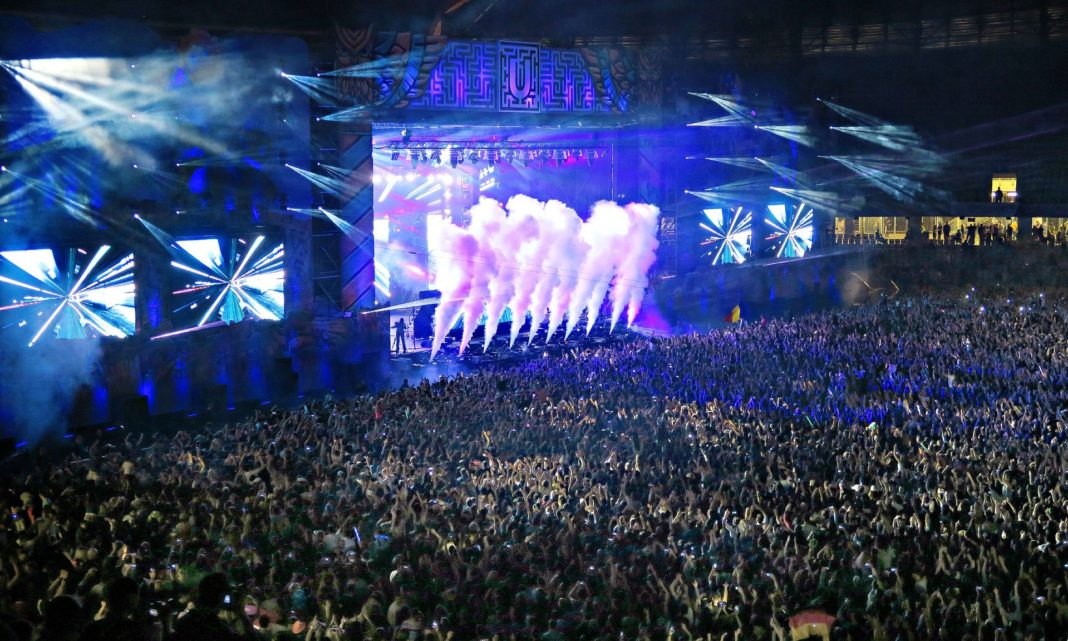 Studenții care iau 10 la sesiunea de vară au acces gratuit la UNTOLD