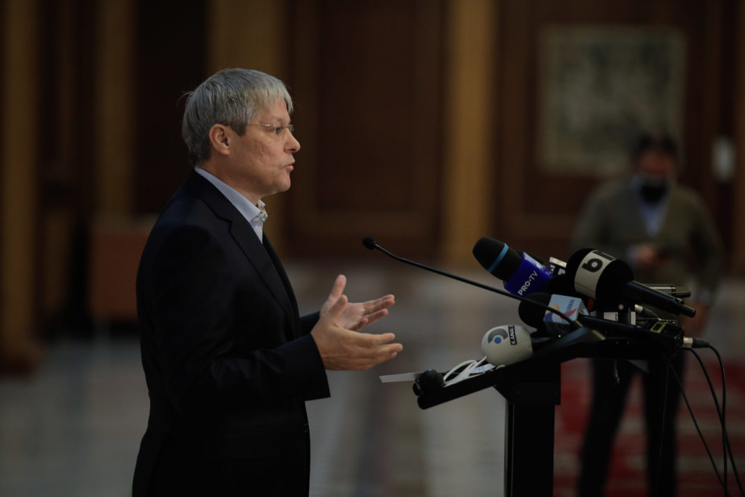 Cioloş: Obiectivul este să pregătim un guvern rapid (FOTO INQUAM , George Călin)
