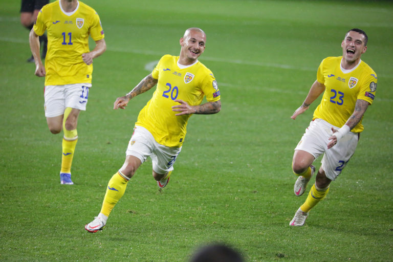 Preliminarii CM 2022 / Victorie muncită cu Armenia! România a urcat pe locul 2 (VIDEO)