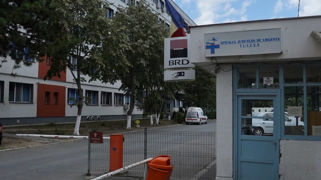 Bărbat bătut în curtea Spitalului Judeţean Tulcea